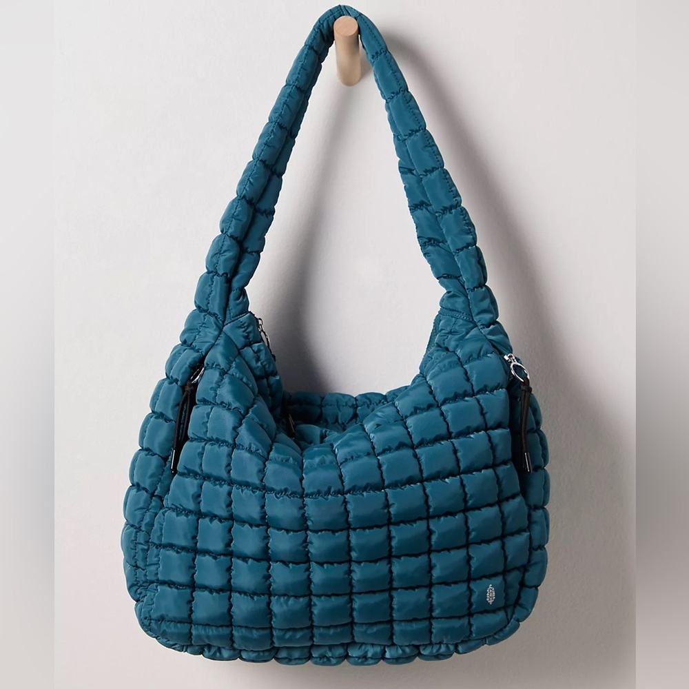 Last few!! NWT Free People x FP Movement Quilted Carryall Bag in Teal